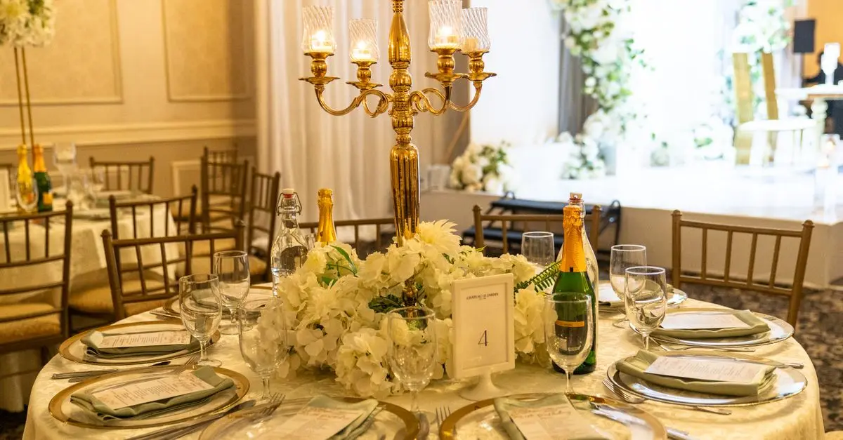 Comment créer une cérémonie émotive pour vos noces d'or