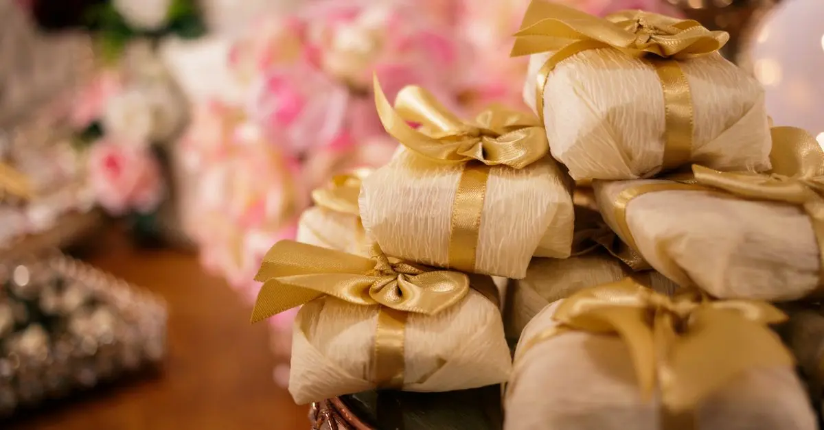 Comment choisir le cadeau idéal pour vos noces d'or