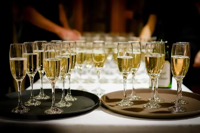 Les plus belles traditions des noces d'or à travers le monde