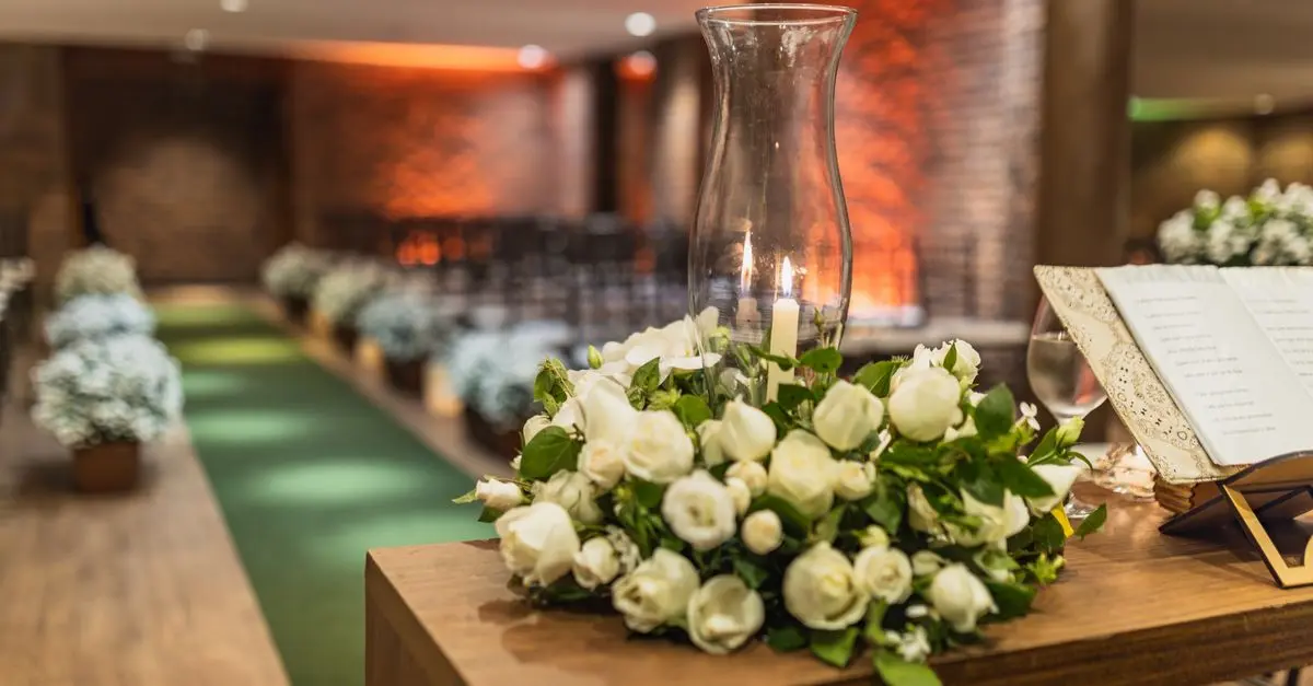 Comment choisir un thème approprié pour vos noces d'or