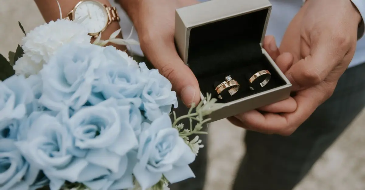 Les gestures symboliques à intégrer pour vos noces d'or